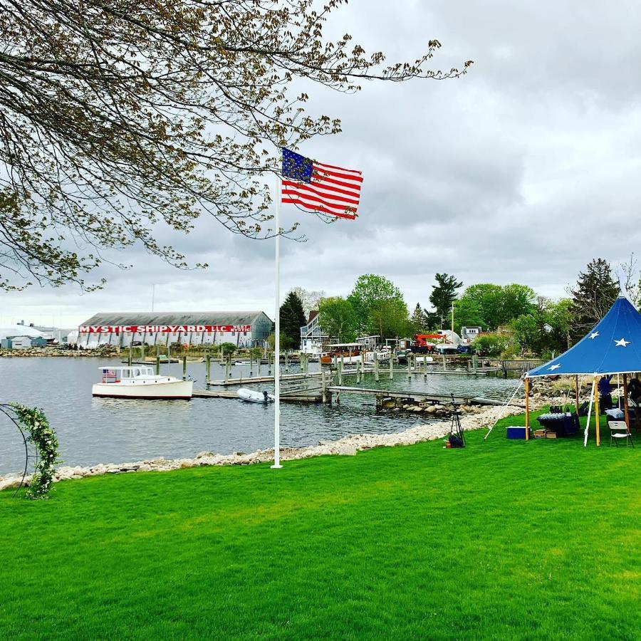 Harbor View Landing Hotel Mystic Exterior photo